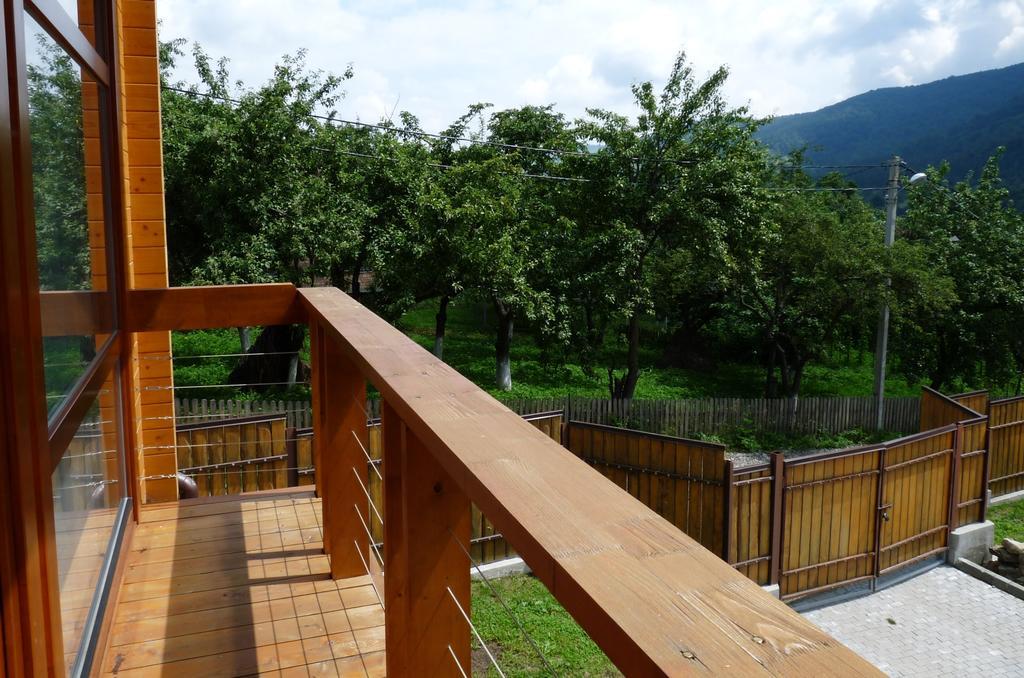 Chalet Mont Blanc Yaremche Dış mekan fotoğraf