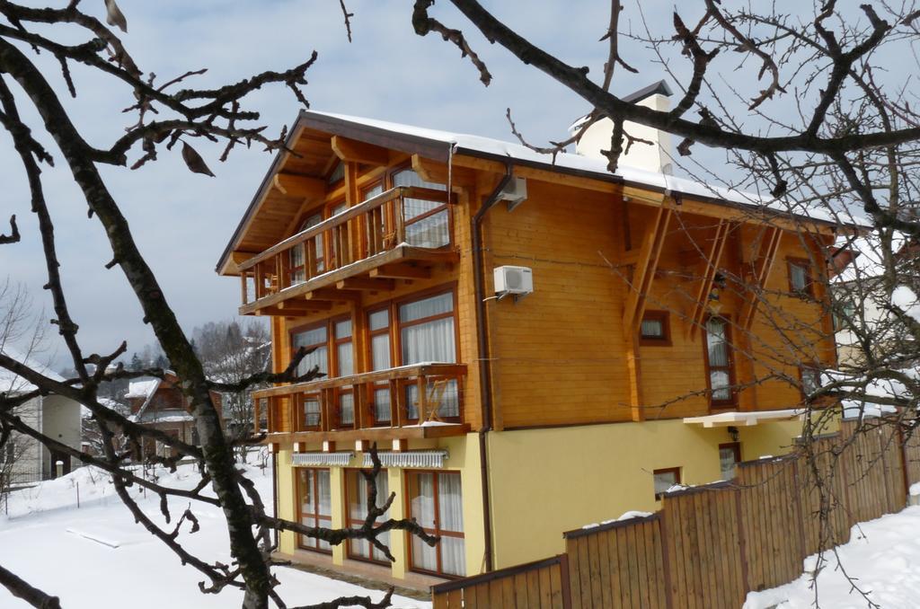 Chalet Mont Blanc Yaremche Dış mekan fotoğraf