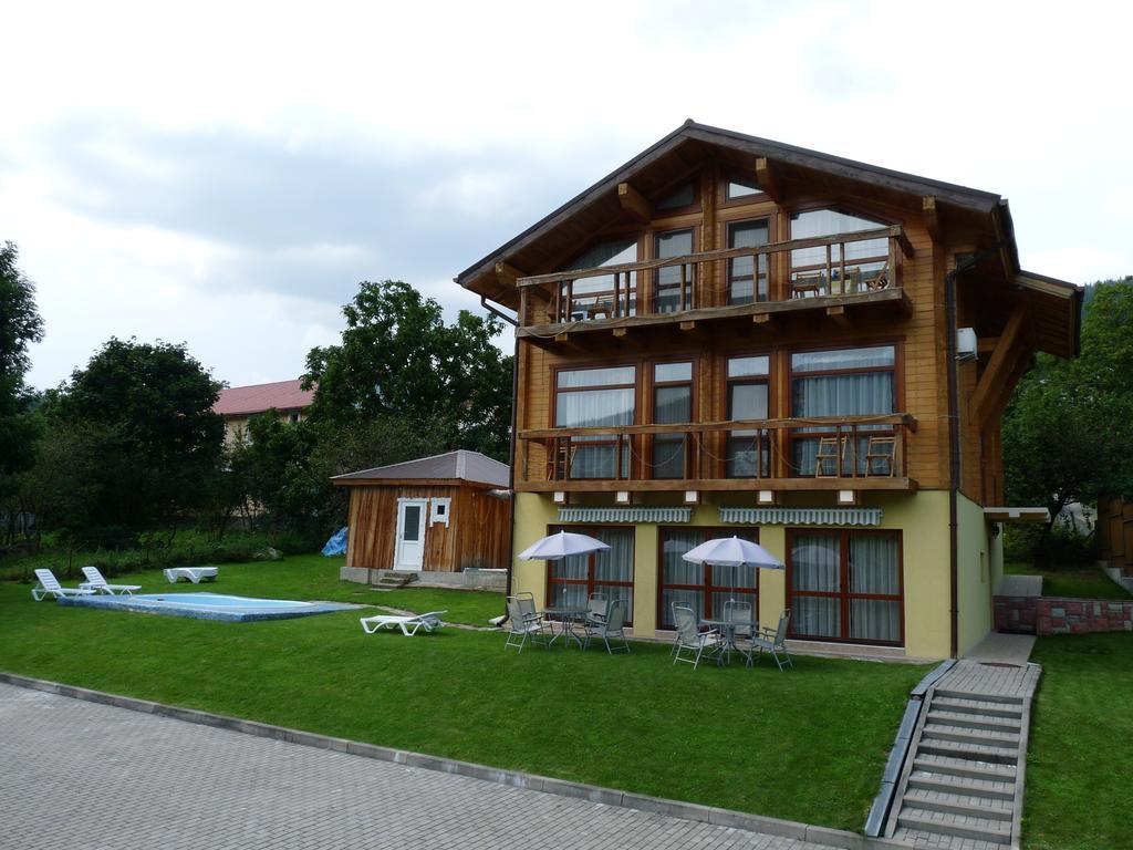 Chalet Mont Blanc Yaremche Dış mekan fotoğraf